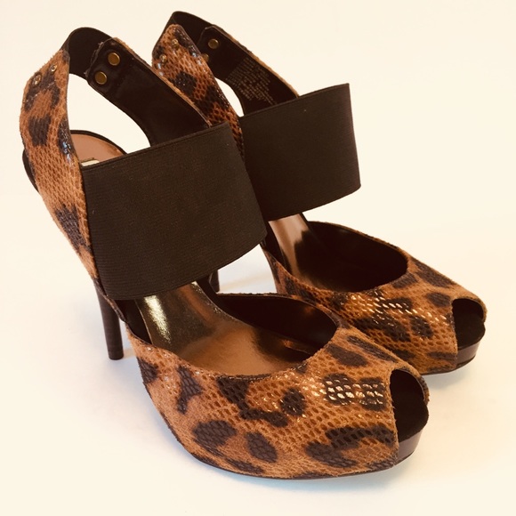 simply vera vera wang heels